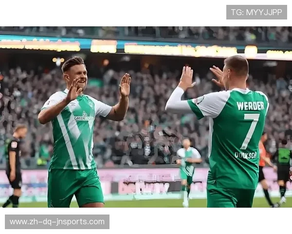 重启倒计时:聚焦德甲首支集结球队的体能恢复与训练策略 重启倒计时:聚焦德甲首支集结球队的体能恢复与训练策略